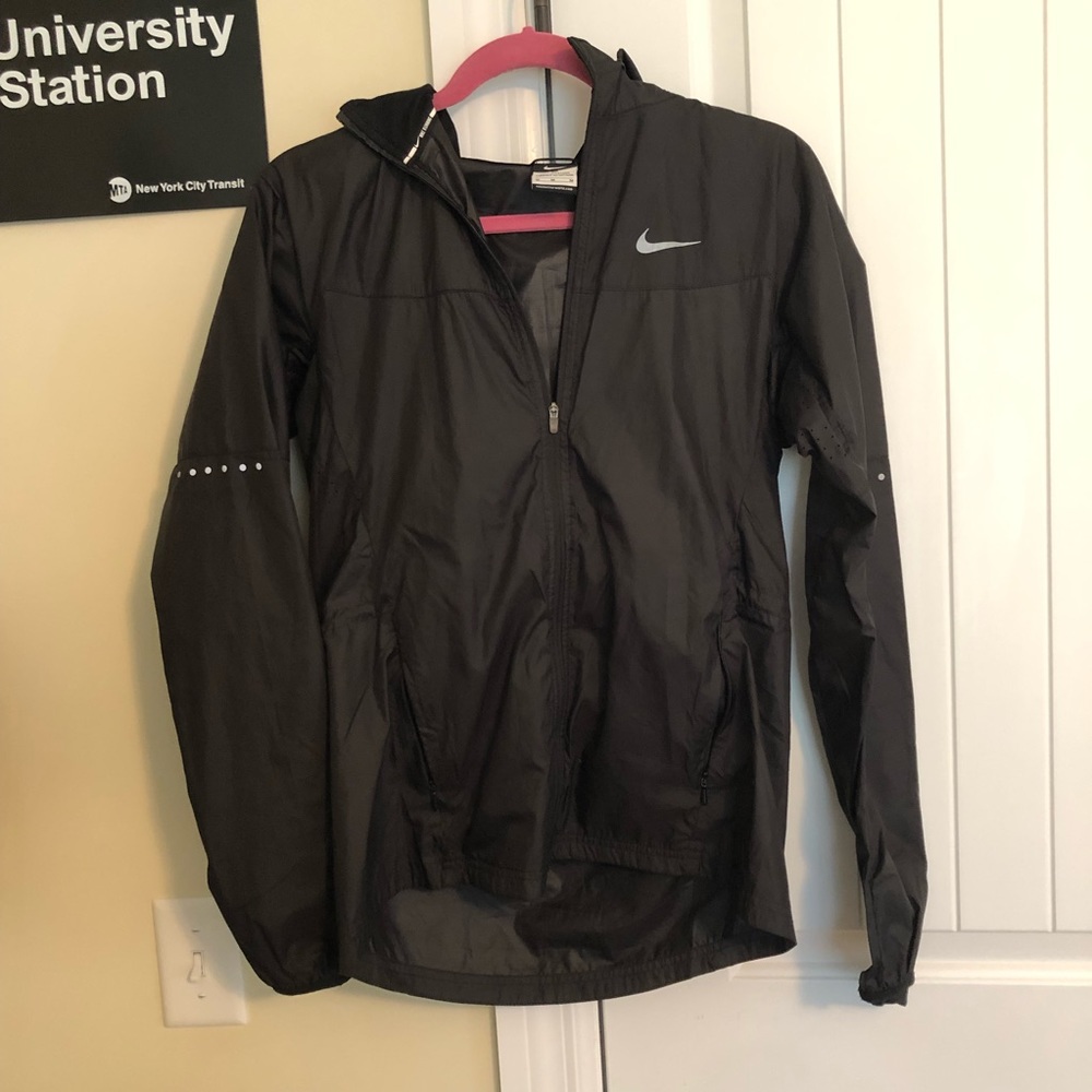 Nike water resistant sweatshirt/jacket